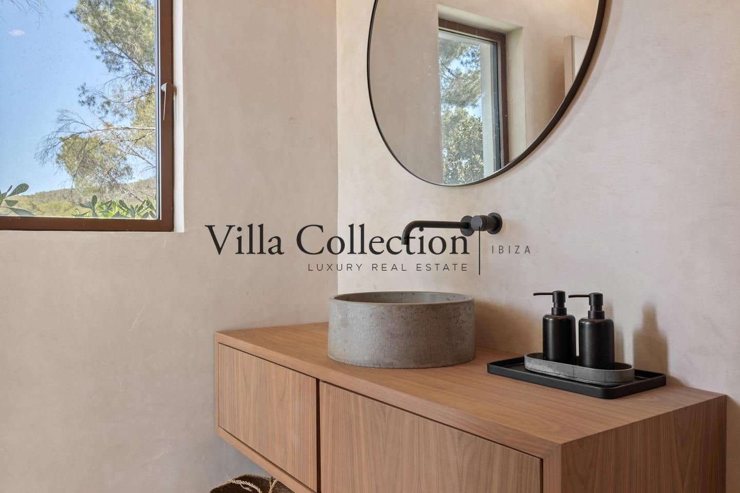 7 slaapkamer Villa te huur in Ibiza dorp met zwembad - € 25.000 (Ref: 8800211)