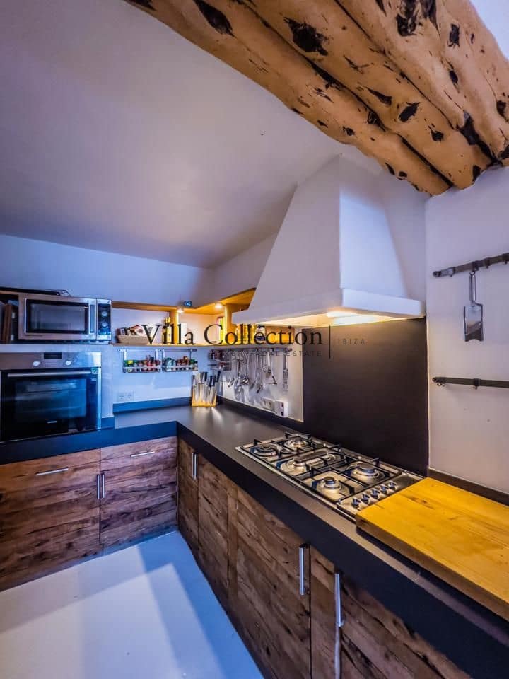 14 slaapkamer Villa te koop in Santa Eulalia / Santa Eularia met zwembad - € 6.000.000 (Ref: 8845193)