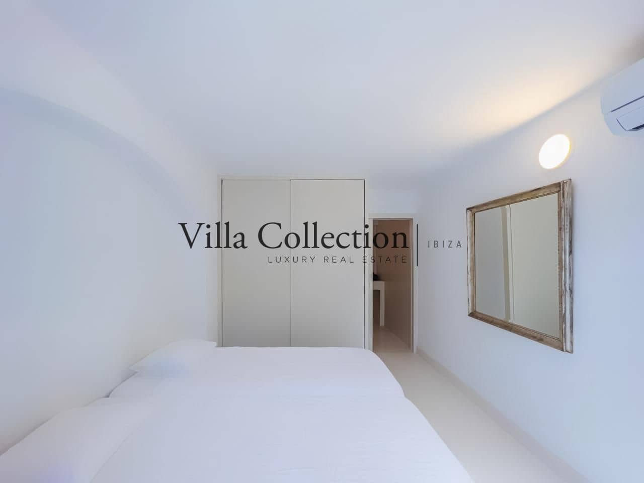 14 slaapkamer Villa te koop in Santa Eulalia / Santa Eularia met zwembad - € 6.000.000 (Ref: 8845193)