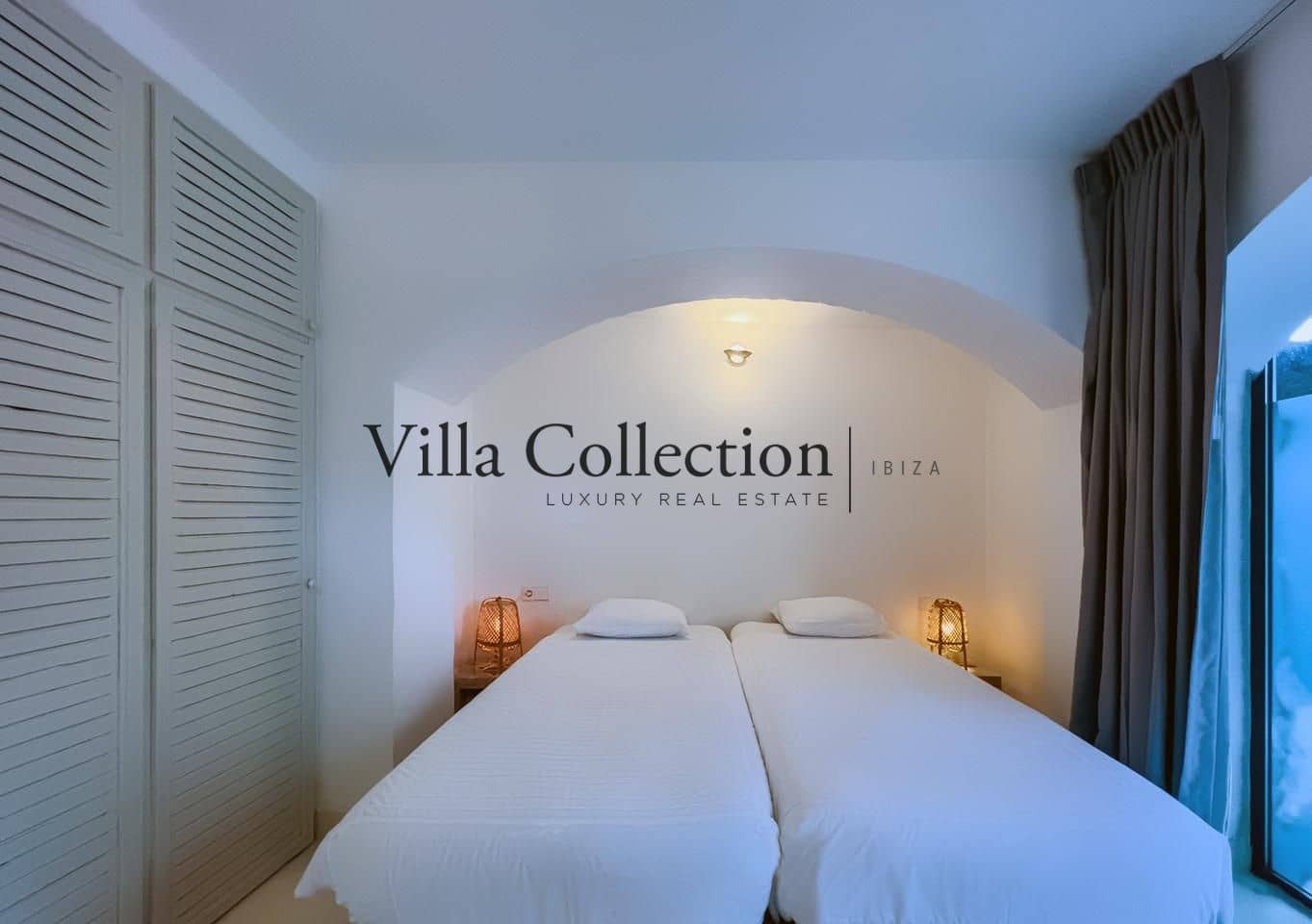 14 slaapkamer Villa te koop in Santa Eulalia / Santa Eularia met zwembad - € 6.000.000 (Ref: 8845193)