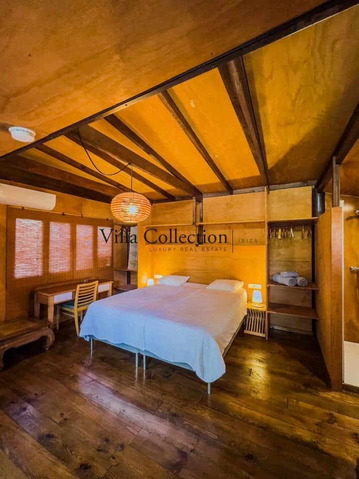 14 slaapkamer Villa te koop in Santa Eulalia / Santa Eularia met zwembad - € 6.000.000 (Ref: 8845193)