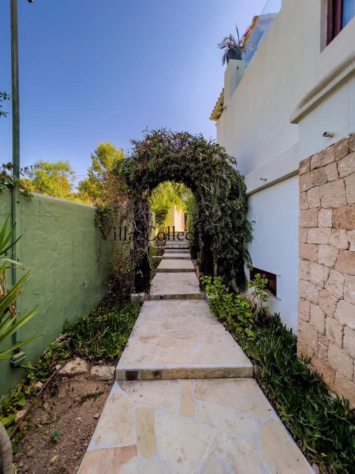 14 slaapkamer Villa te koop in Santa Eulalia / Santa Eularia met zwembad - € 6.000.000 (Ref: 8845193)