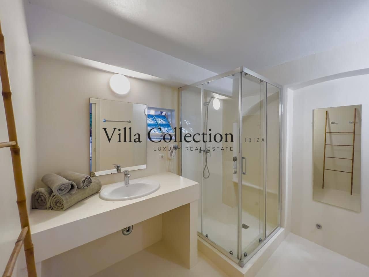 14 slaapkamer Villa te koop in Santa Eulalia / Santa Eularia met zwembad - € 6.000.000 (Ref: 8845193)