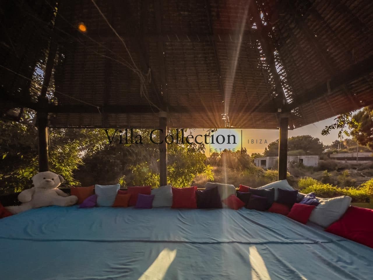 14 slaapkamer Villa te koop in Santa Eulalia / Santa Eularia met zwembad - € 6.000.000 (Ref: 8845193)