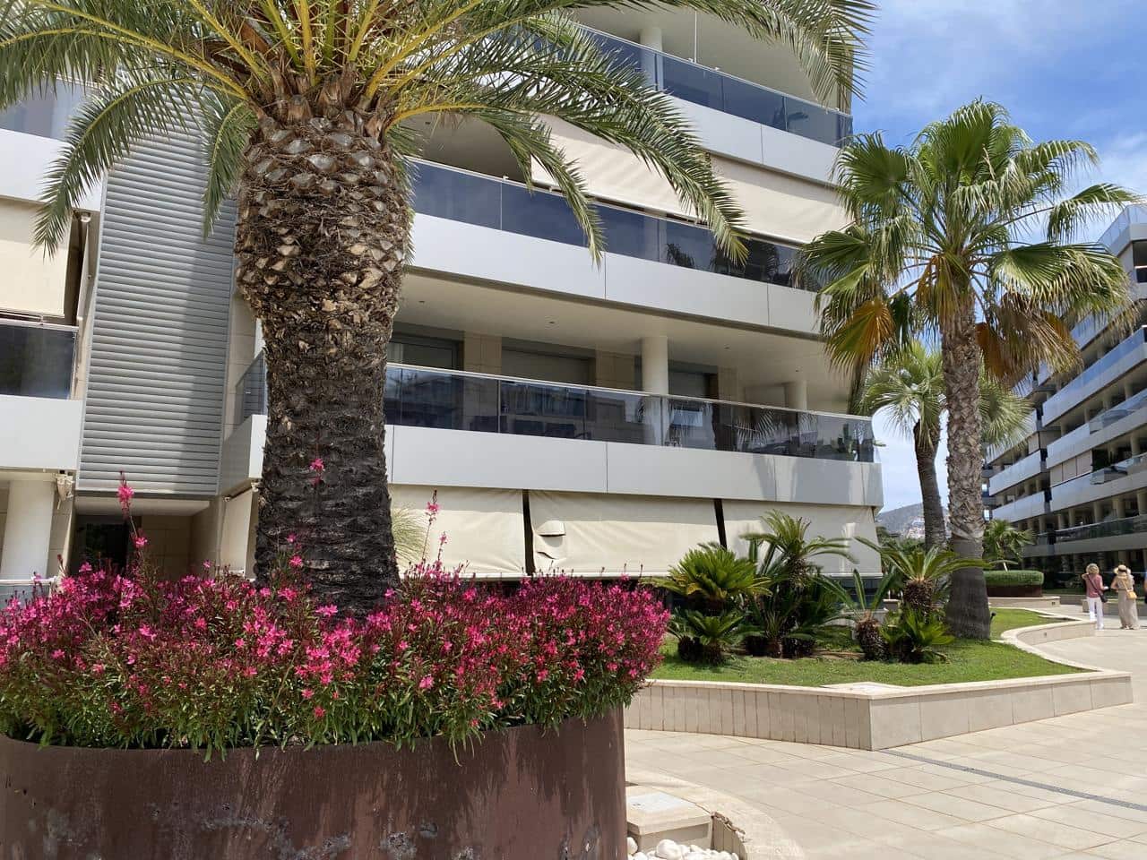3 slaapkamer Flat te huur in Ibiza dorp met zwembad - € 17.000 (Ref: 8934589)