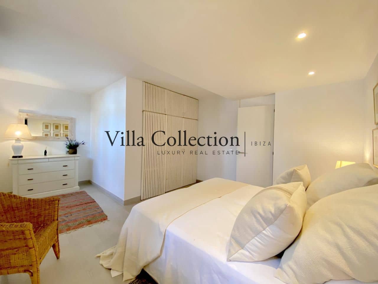 3 soveværelse Villa til leje i Roca Llisa med swimmingpool - € 4.500 (Ref: 8952472)