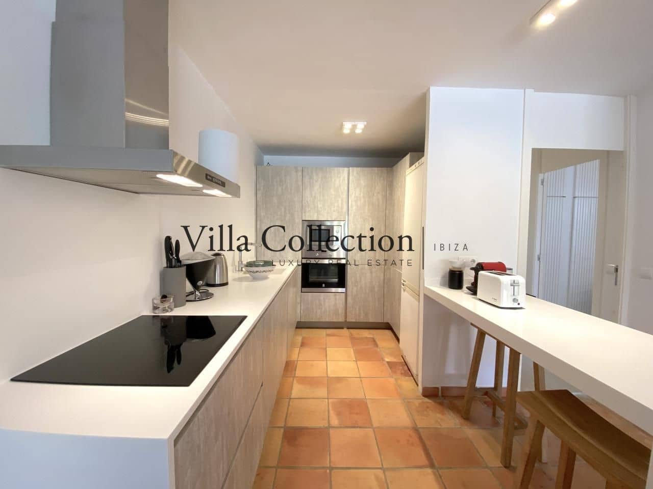 3 soveværelse Villa til leje i Roca Llisa med swimmingpool - € 4.500 (Ref: 8952472)