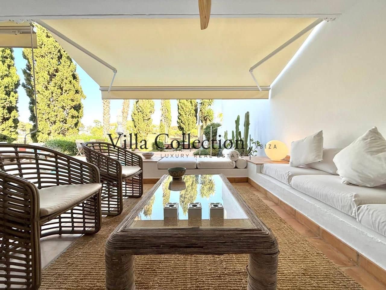 3 soveværelse Villa til leje i Roca Llisa med swimmingpool - € 4.500 (Ref: 8952472)