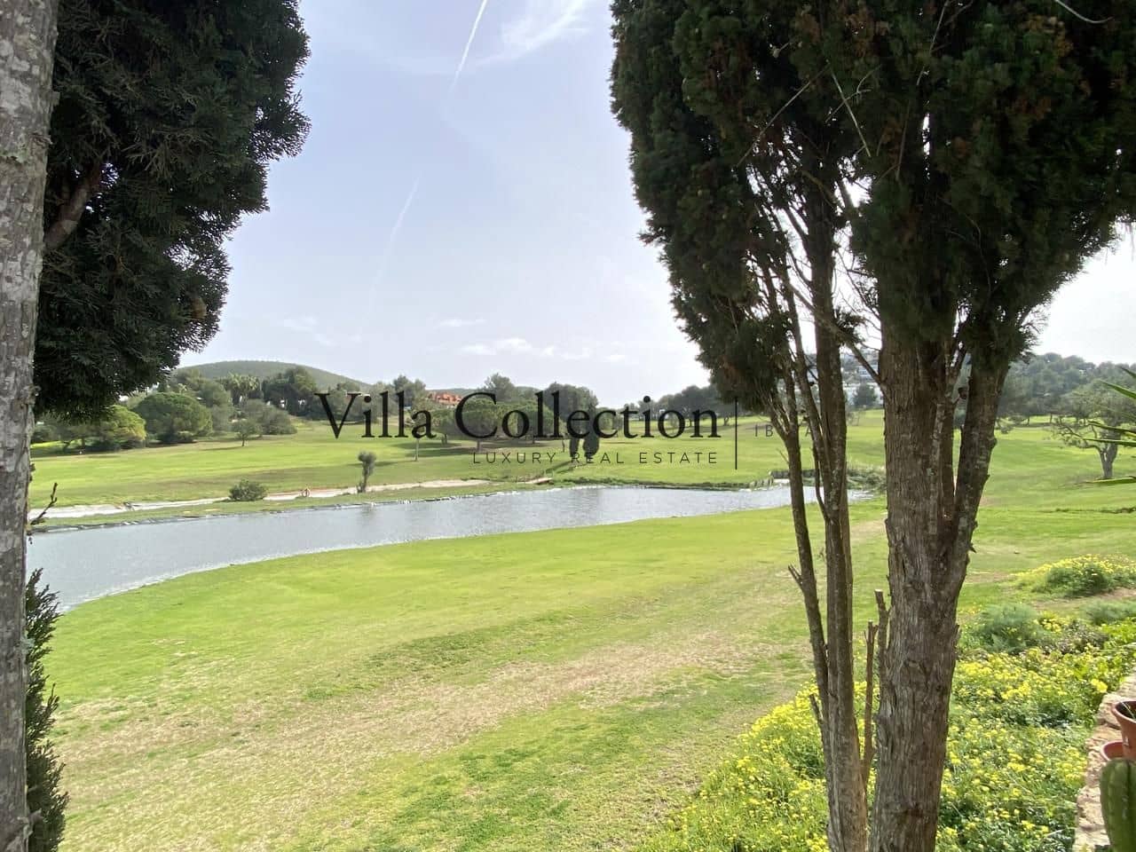 3 soveværelse Villa til leje i Roca Llisa med swimmingpool - € 4.500 (Ref: 8952472)