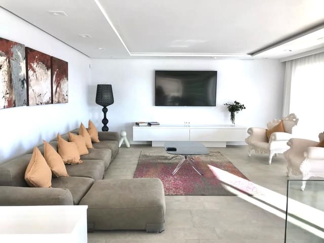 5 bedroom Villa for rent in Ibiza / Eivissa town with pool - € 20,000 (Ref: 8981253)