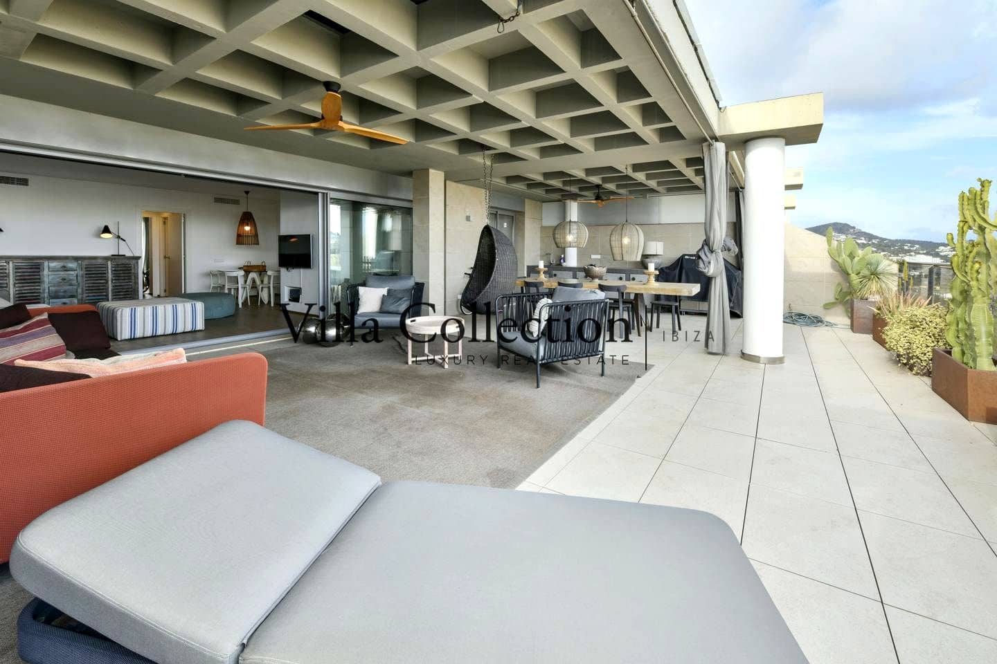 3 bedroom Flat for rent in Ibiza / Eivissa town with pool - € 7,500 (Ref: 8992000)