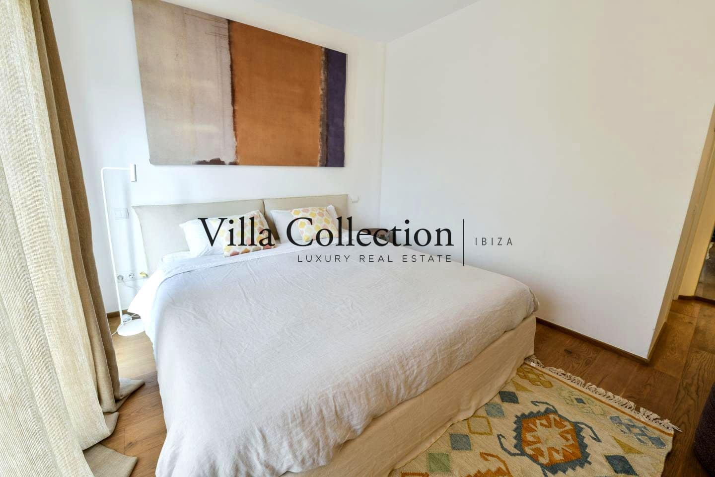 3 bedroom Flat for rent in Ibiza / Eivissa town with pool - € 7,500 (Ref: 8992000)