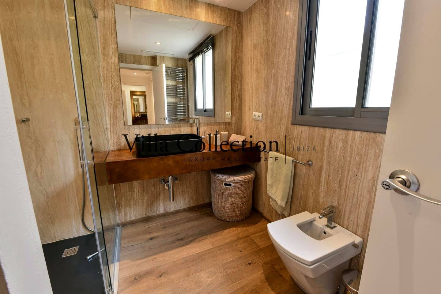 3 bedroom Flat for rent in Ibiza / Eivissa town with pool - € 7,500 (Ref: 8992000)