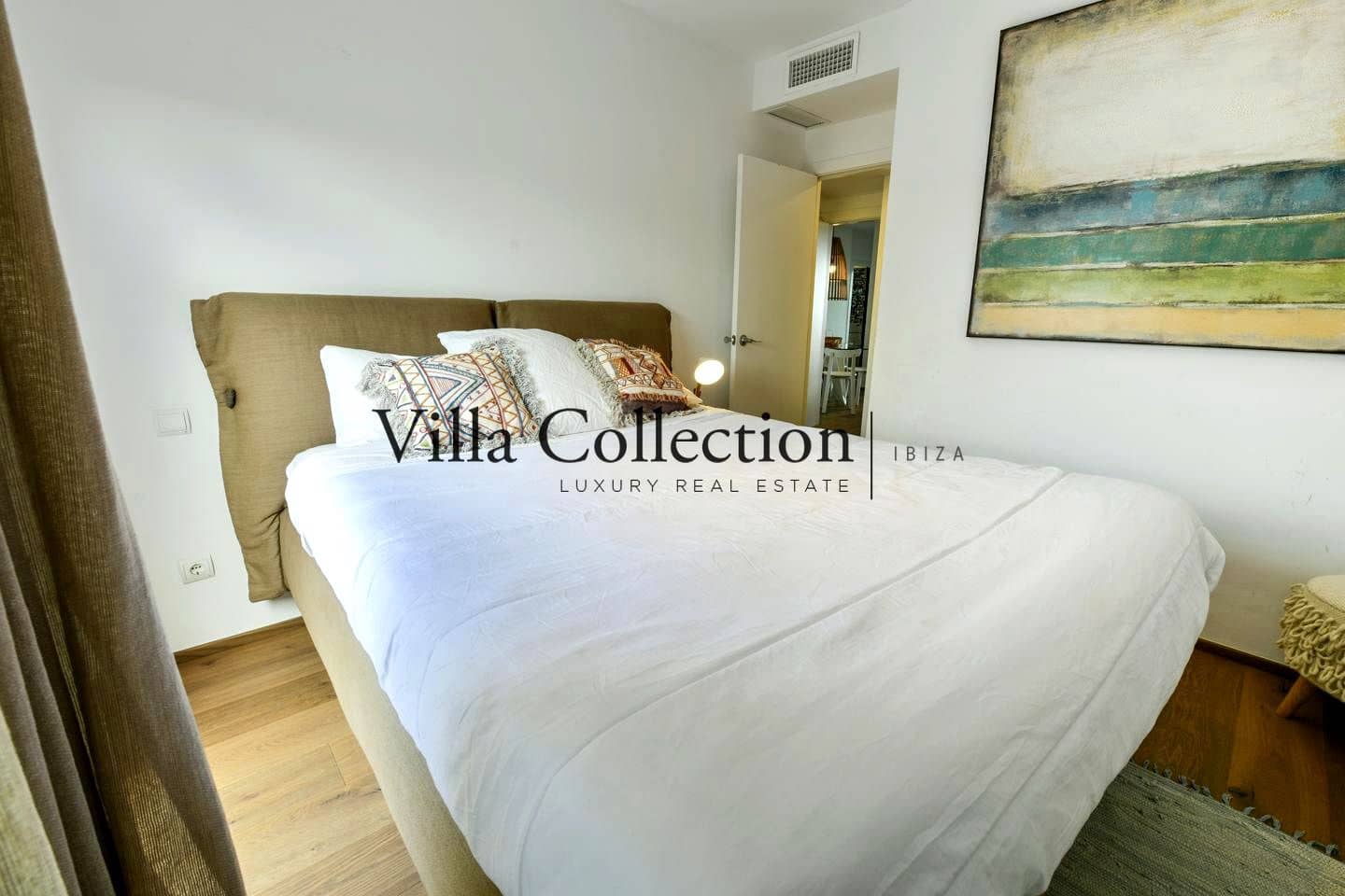 3 bedroom Flat for rent in Ibiza / Eivissa town with pool - € 7,500 (Ref: 8992000)