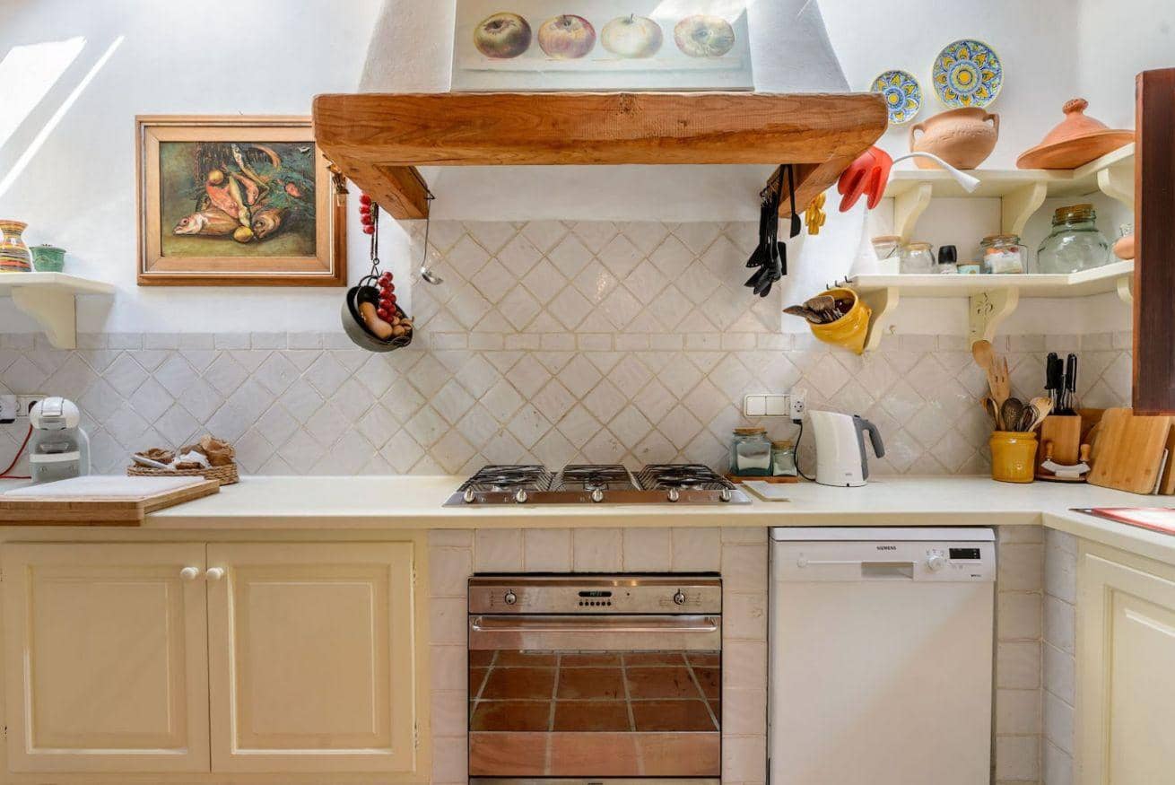 Villa/Maison de 3 chambres de location de vacances à Ibiza ville avec piscine - 11 000 € (Ref: 9064972)