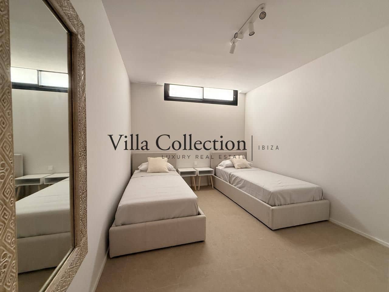 4 bedroom Villa for sale in Ibiza / Eivissa town with pool - € 4,750,000 (Ref: 9144703)