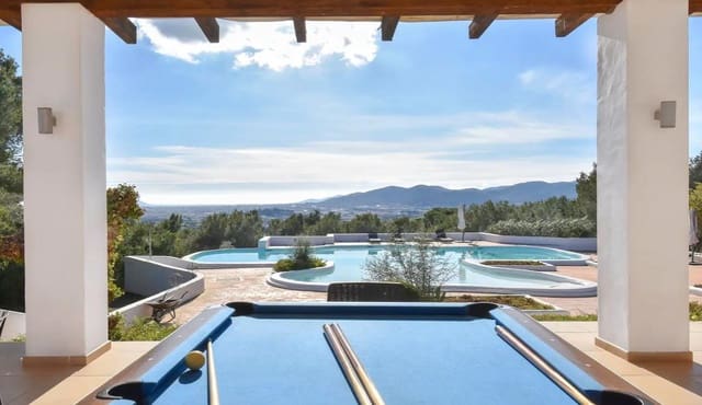 8 quarto Moradia para venda em Ibiza / Eivissa cidade com piscina - 16 500 000 € (Ref: 9145129)