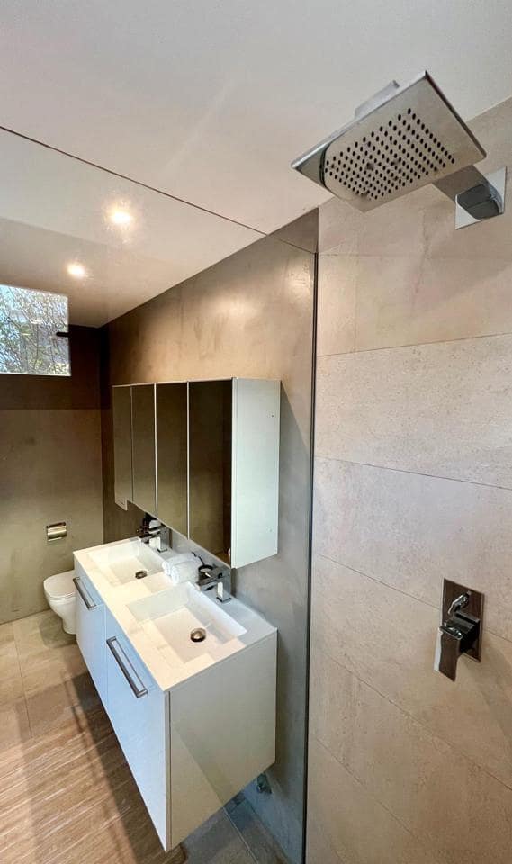 4 slaapkamer Villa te koop in Ibiza dorp met zwembad - € 2.225.000 (Ref: 9356558)