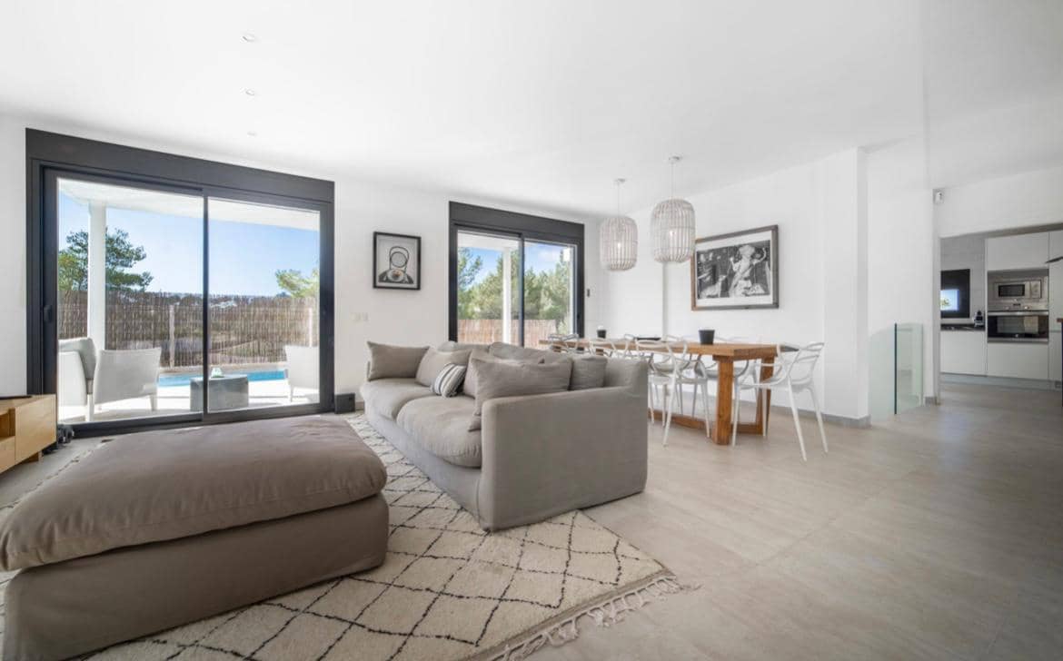 4 slaapkamer Villa te koop in Ibiza dorp met zwembad - € 2.225.000 (Ref: 9356558)