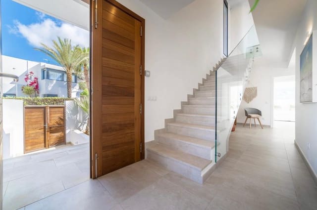 4 slaapkamer Villa te koop in Ibiza dorp met zwembad - € 2.225.000 (Ref: 9356558)