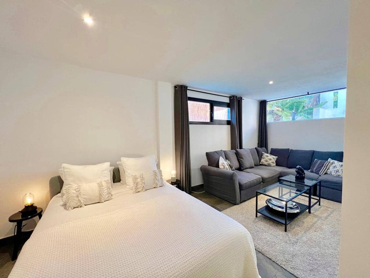 4 slaapkamer Villa te koop in Ibiza dorp met zwembad - € 2.225.000 (Ref: 9356558)