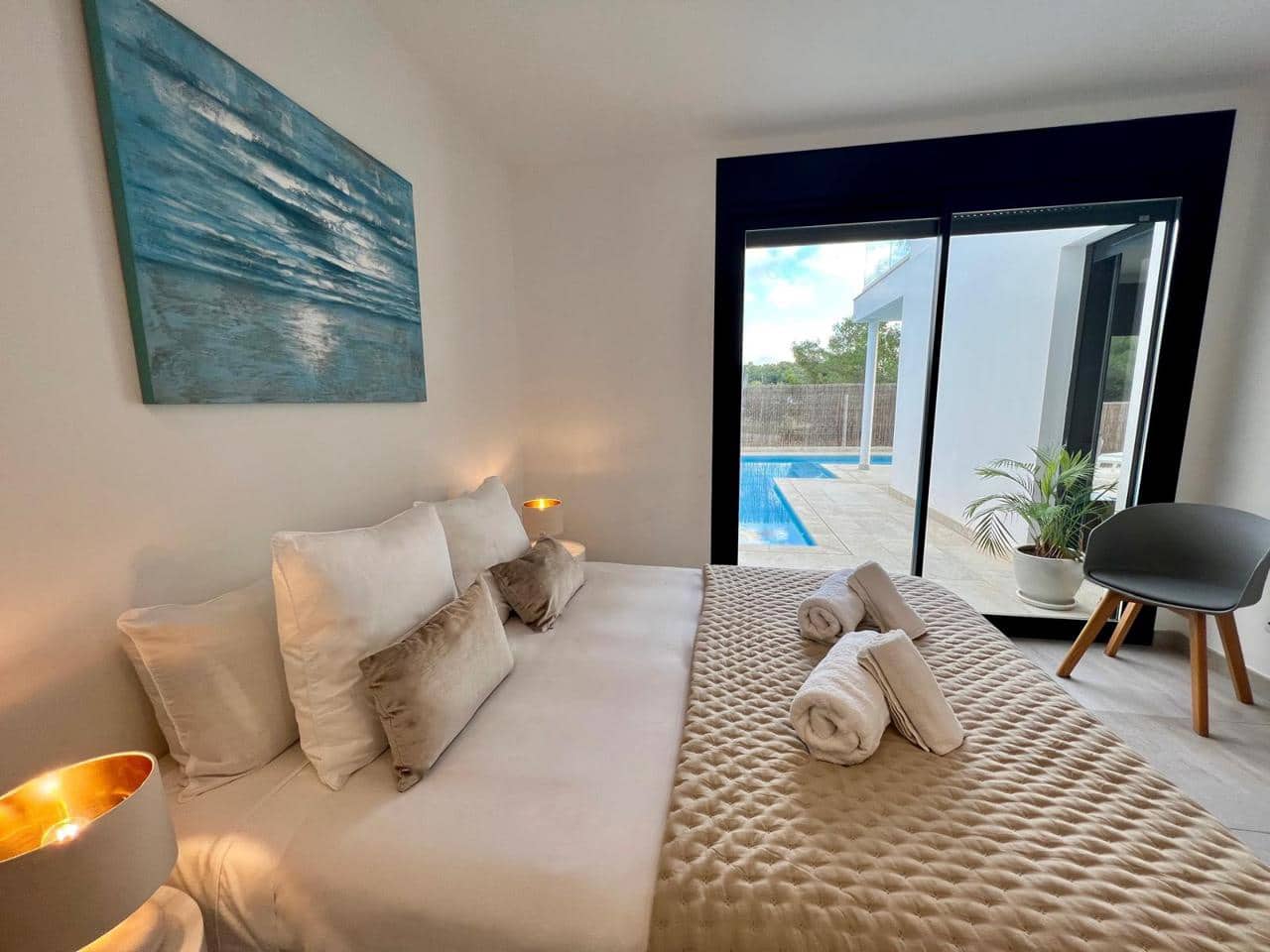 4 slaapkamer Villa te koop in Ibiza dorp met zwembad - € 2.225.000 (Ref: 9356558)