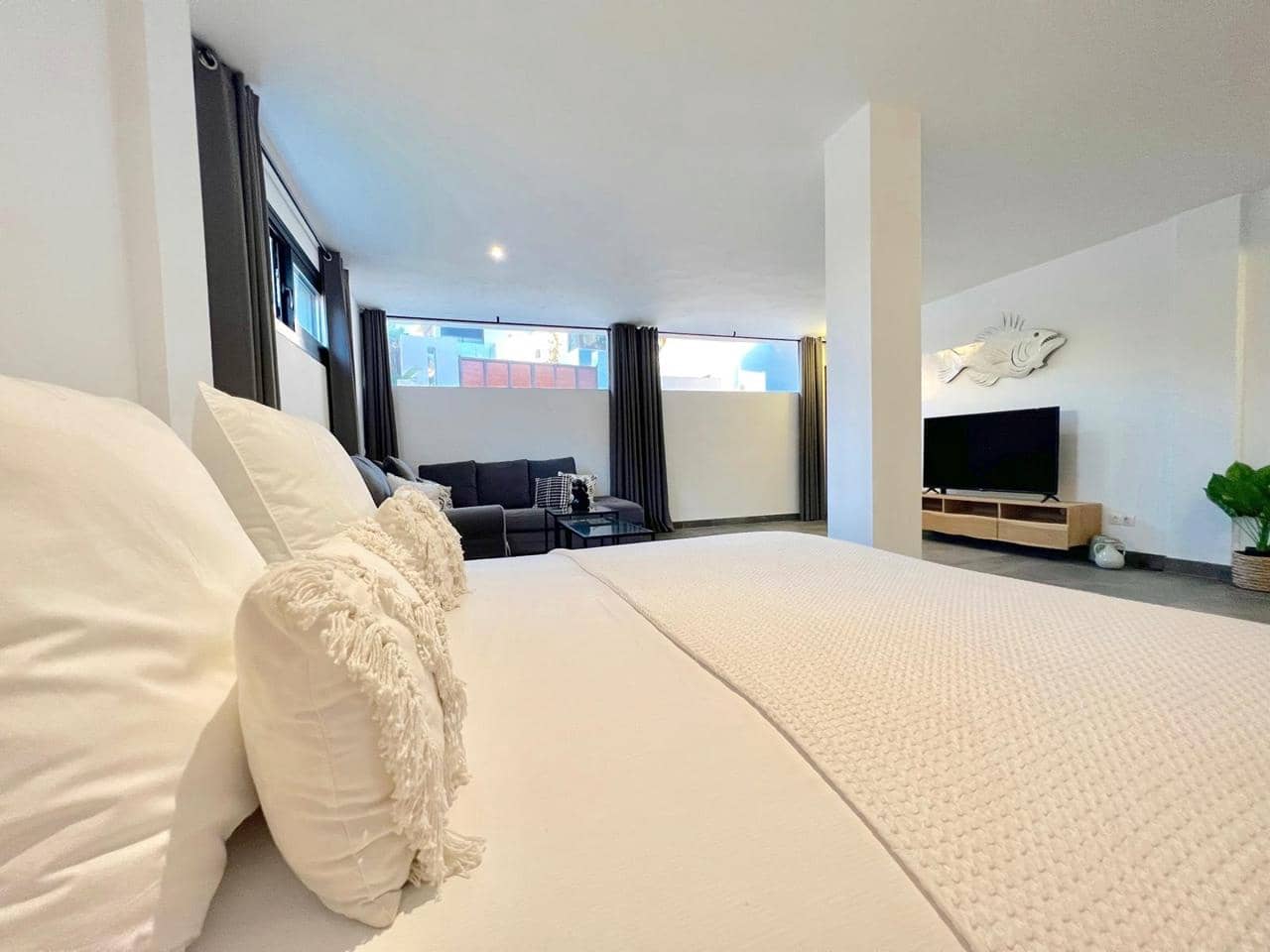 4 slaapkamer Villa te koop in Ibiza dorp met zwembad - € 2.225.000 (Ref: 9356558)