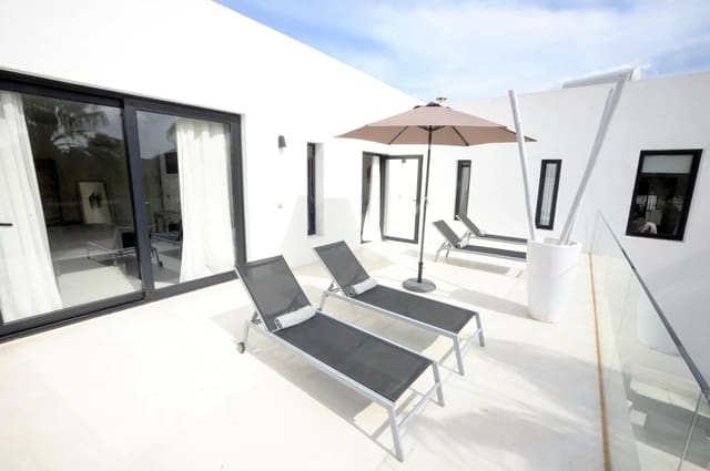 6 soveværelse Villa til salg i Cala Llonga, Santa Eulalia / Santa Eularia - € 2.800.000 (Ref: 9356559)