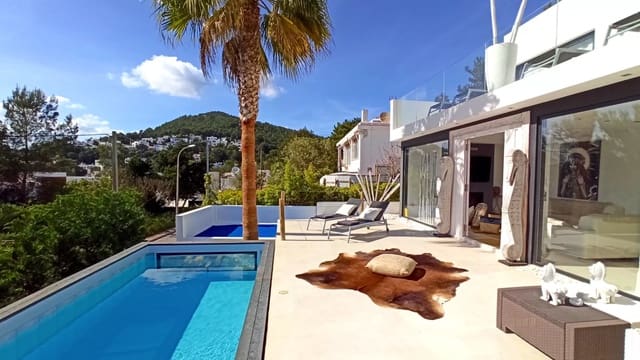 6 soveværelse Villa til salg i Cala Llonga, Santa Eulalia / Santa Eularia - € 2.800.000 (Ref: 9356559)