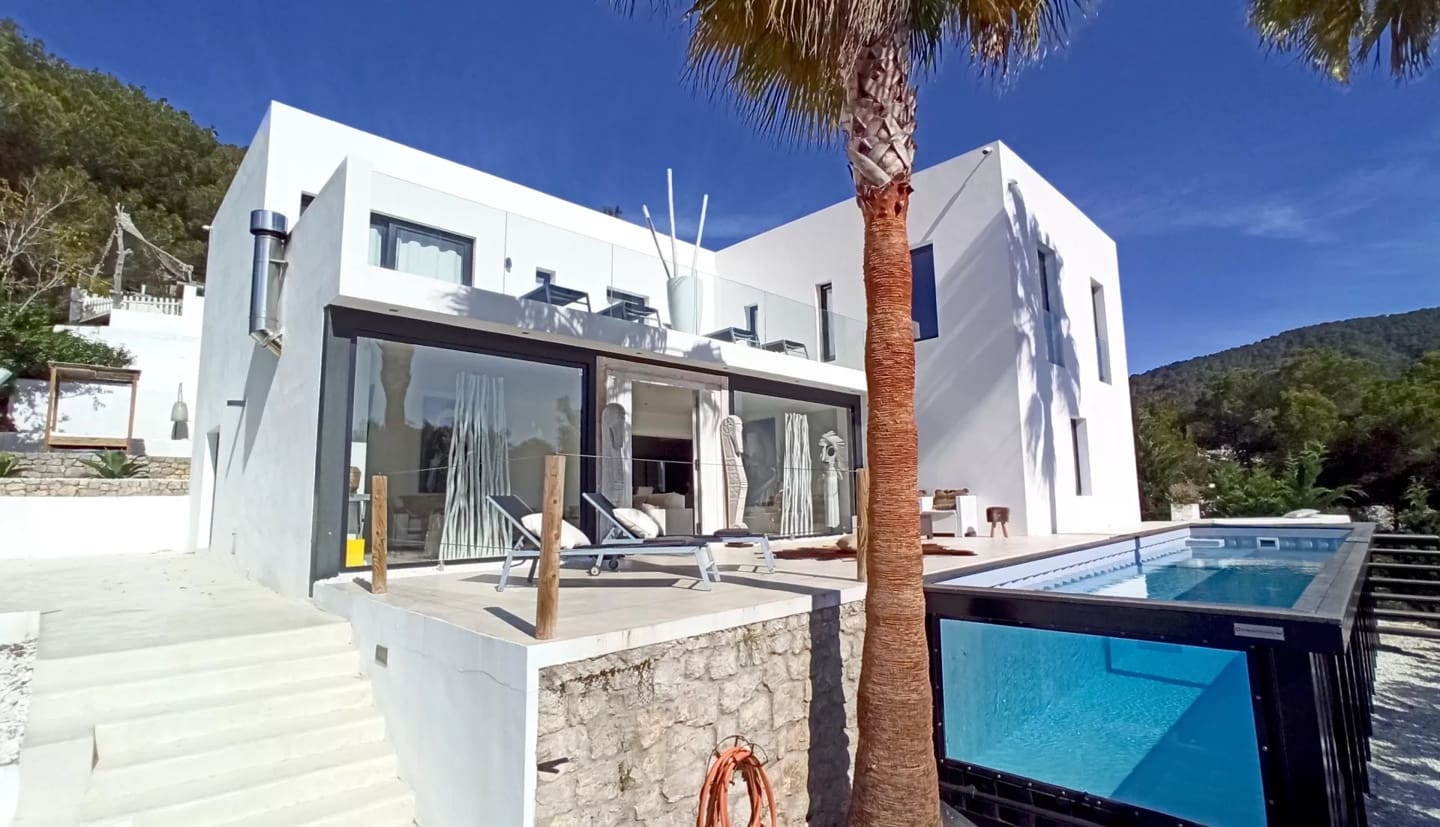 6 makuuhuone Huvila myytävänä paikassa Cala Llonga - 2 800 000 € (Ref: 9356559)