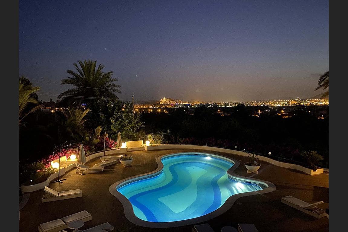 6 soveværelse Villa til salg i Cap Martinet med swimmingpool - € 5.800.000 (Ref: 9356560)