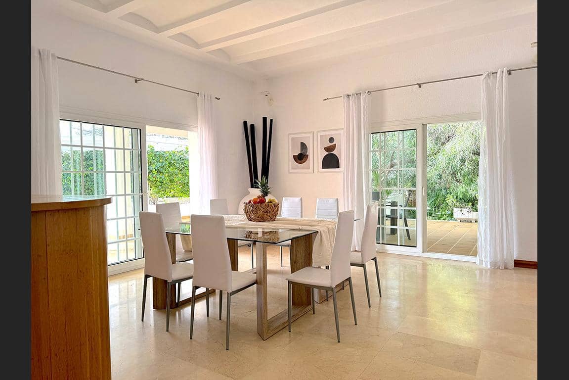 6 soveværelse Villa til salg i Cap Martinet med swimmingpool - € 5.800.000 (Ref: 9356560)