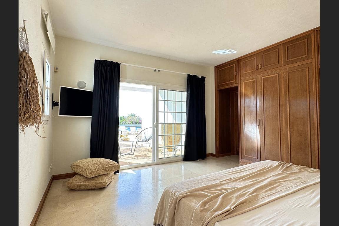 6 soveværelse Villa til salg i Cap Martinet med swimmingpool - € 5.800.000 (Ref: 9356560)