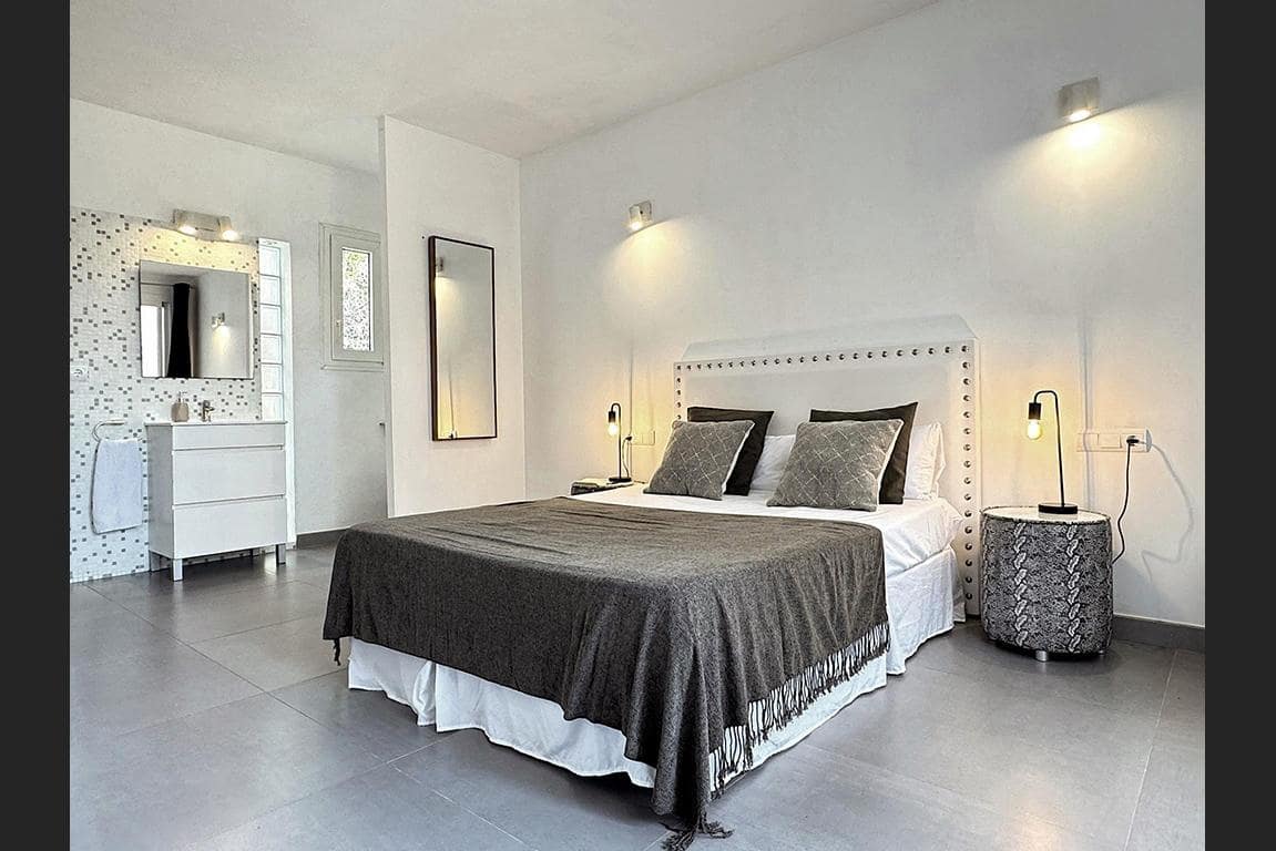 6 soveværelse Villa til salg i Cap Martinet med swimmingpool - € 5.800.000 (Ref: 9356560)