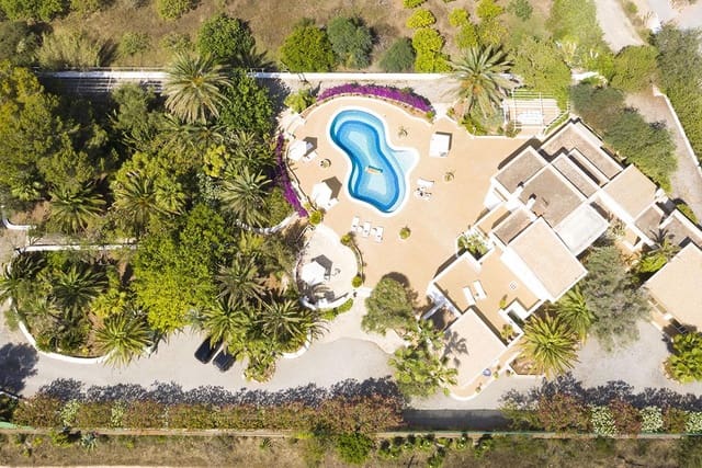 6 soveværelse Villa til salg i Cap Martinet, Ibiza by med swimmingpool - € 5.800.000 (Ref: 9356560)