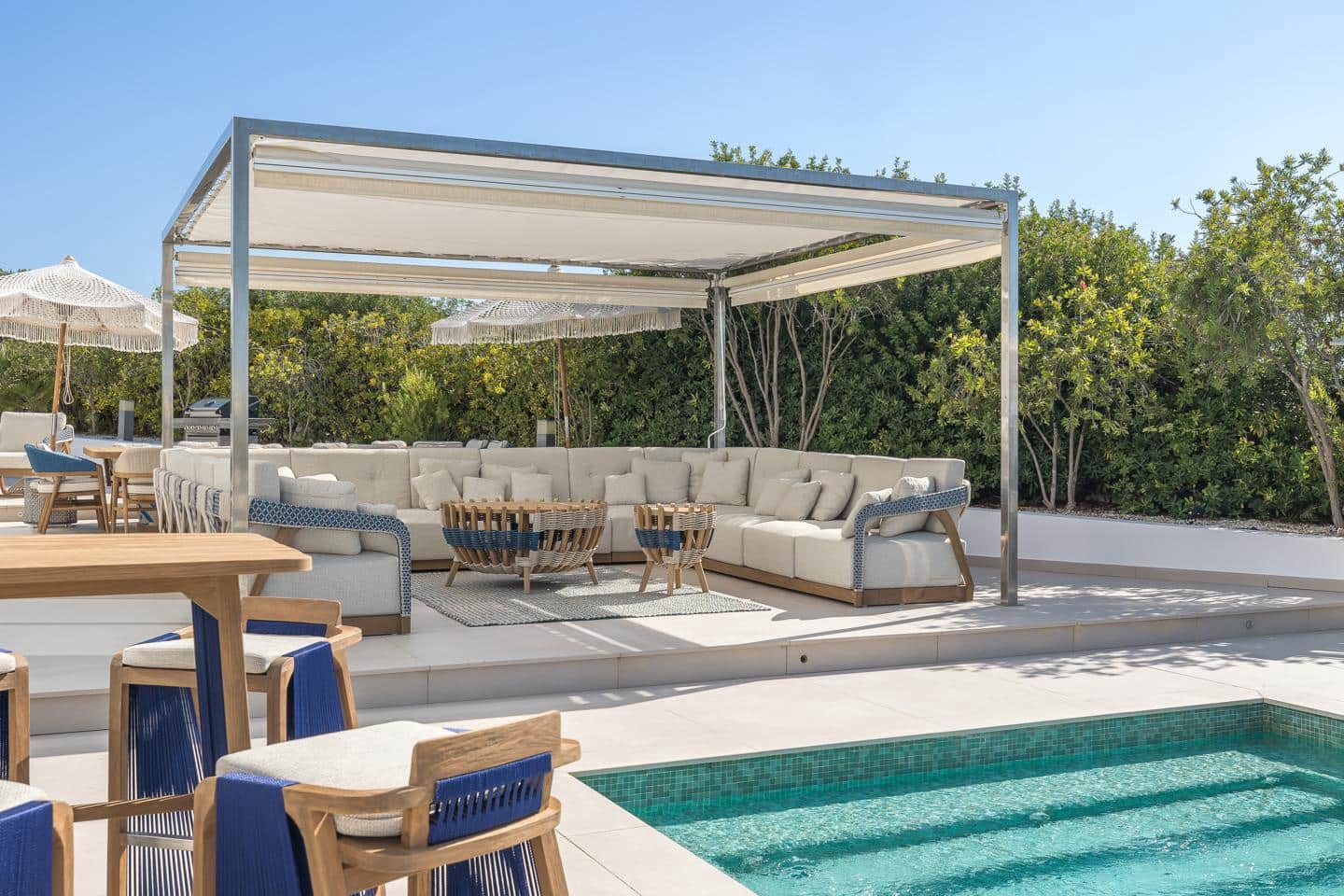 Villa/Maison de 5 chambres à louer à Cap Martinet - 36 000 € (Ref: 9410375)