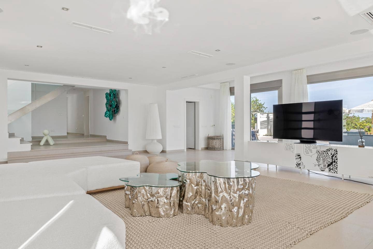 Villa/Maison de 5 chambres à louer à Cap Martinet - 36 000 € (Ref: 9410375)