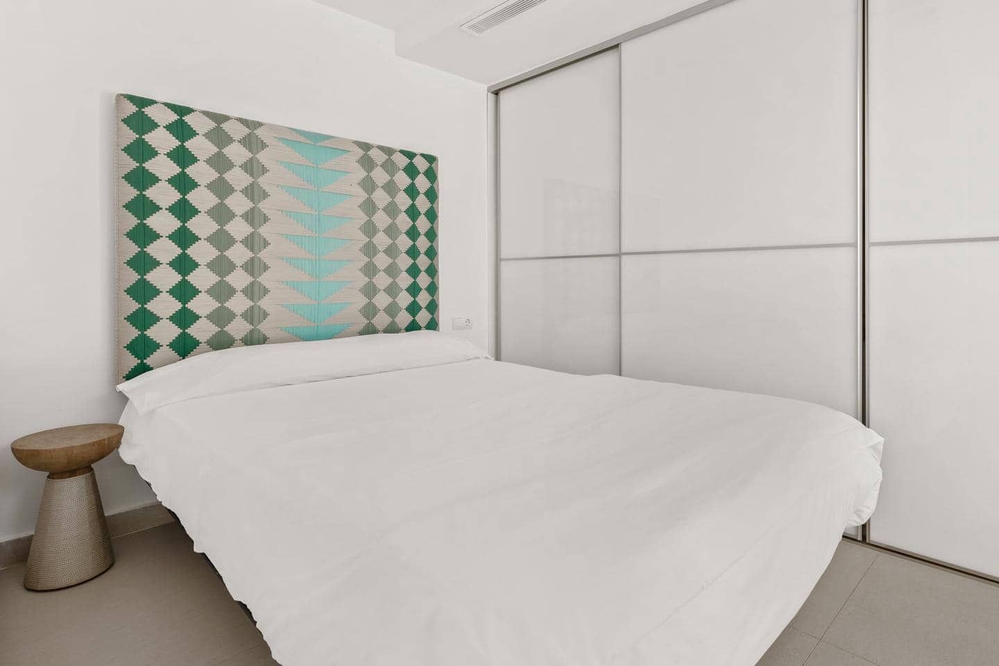 Villa/Maison de 5 chambres à louer à Cap Martinet - 36 000 € (Ref: 9410375)