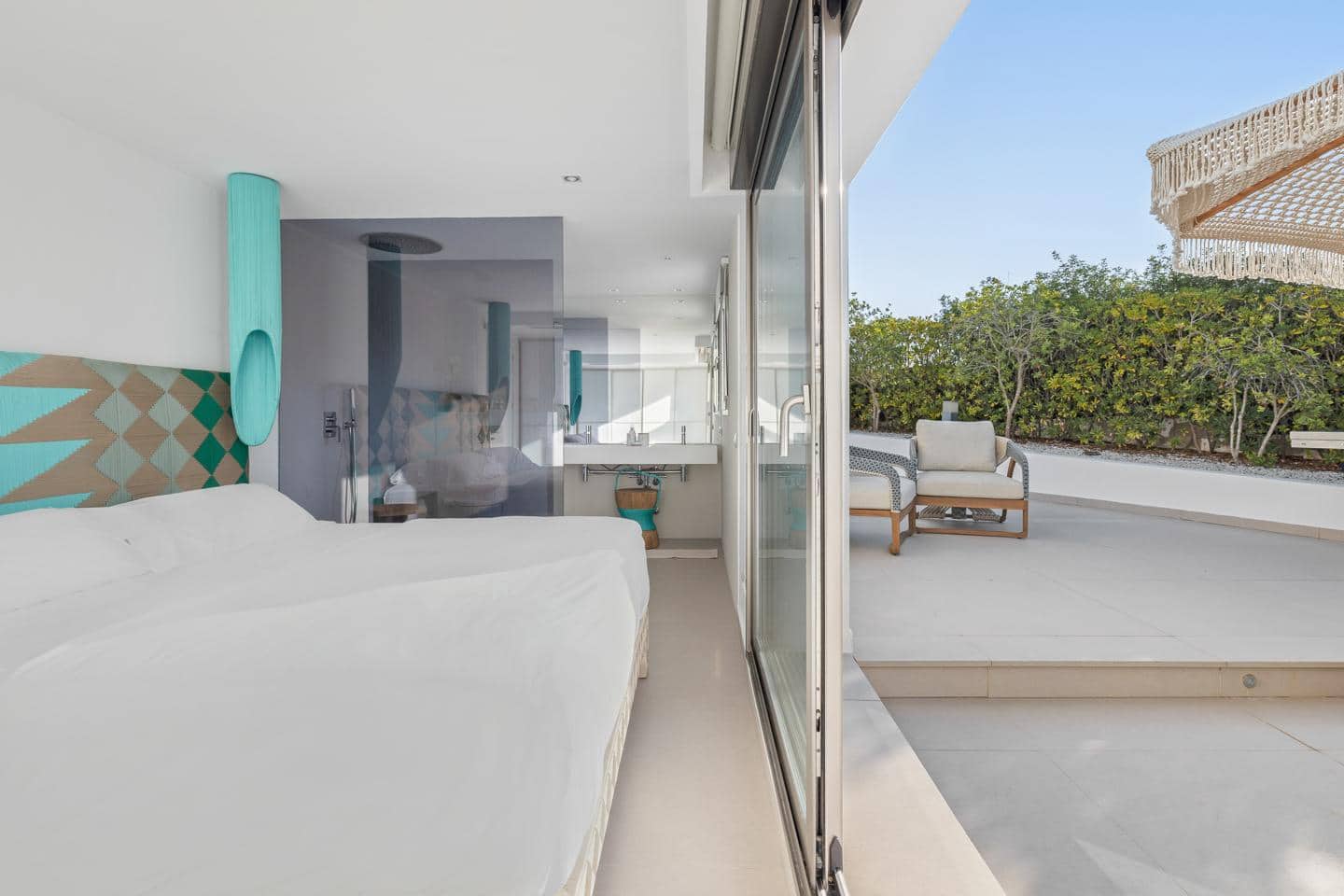 Villa/Maison de 5 chambres à louer à Cap Martinet - 36 000 € (Ref: 9410375)