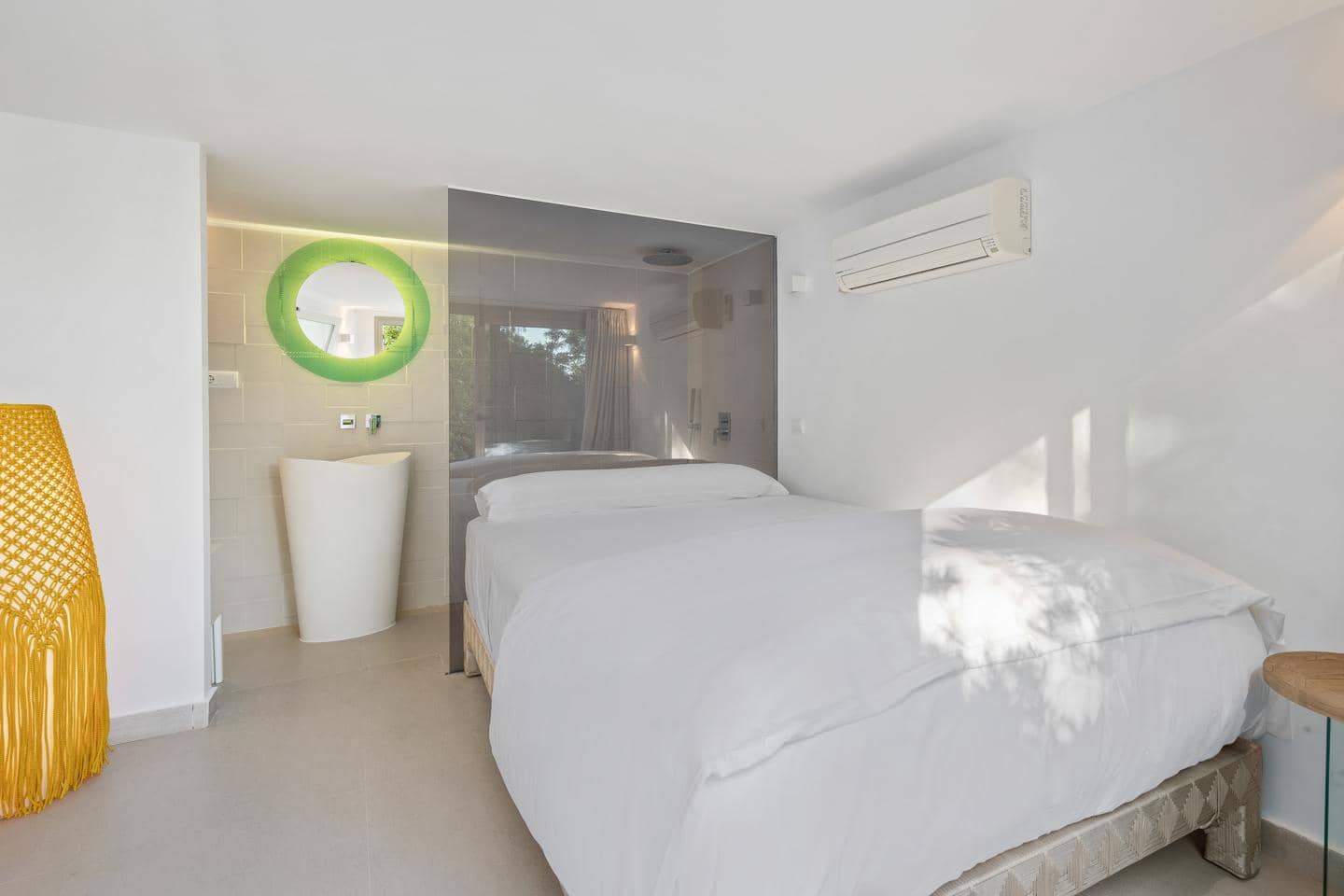 Villa/Maison de 5 chambres à louer à Cap Martinet - 36 000 € (Ref: 9410375)