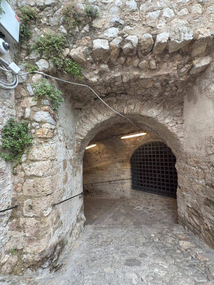 2 bedroom Villa for sale in Ibiza / Eivissa town - € 640,000 (Ref: 9410666)