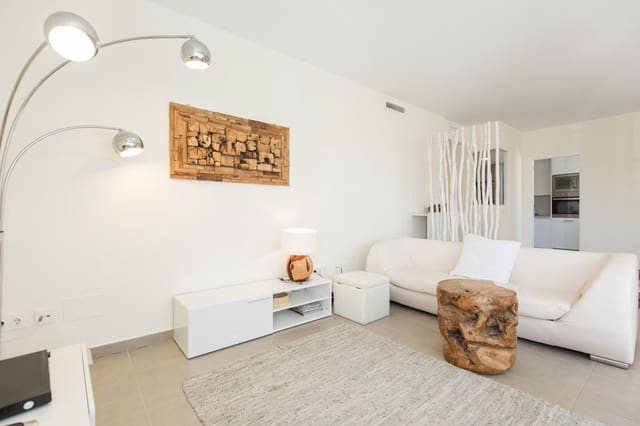 3 makuuhuone Asunto vuokrattavana paikassa Ibiza kaupunki - 4 200 € (Ref: 9517941)