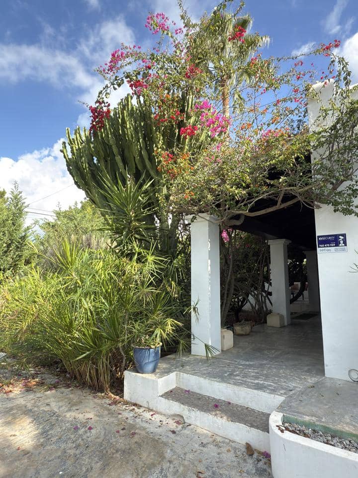 4 bedroom Villa for rent in San Jose / Sant Josep de Sa Talaia - € 14,000 (Ref: 9564112)