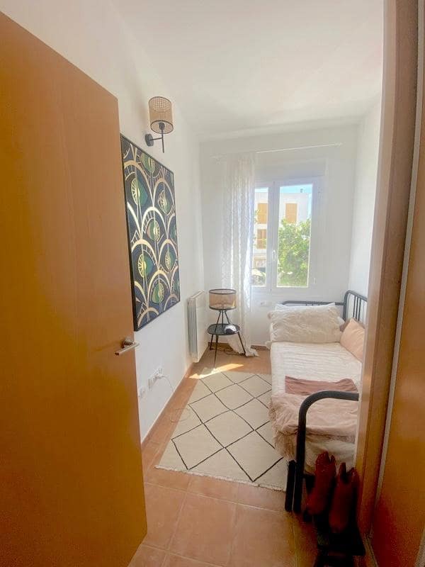 2 bedroom Flat for rent in Santa Gertrudis de Fruitera with garage - € 4,700 (Ref: 9570131)