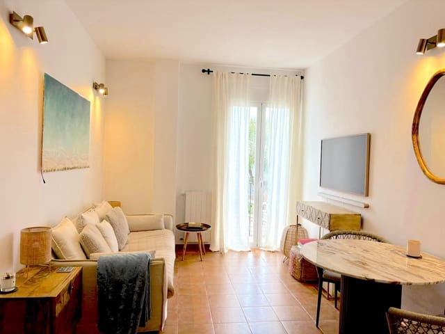 2 bedroom Flat for rent in Santa Gertrudis de Fruitera, Santa Eulalia / Santa Eularia with garage - € 4,700 (Ref: 9570131)