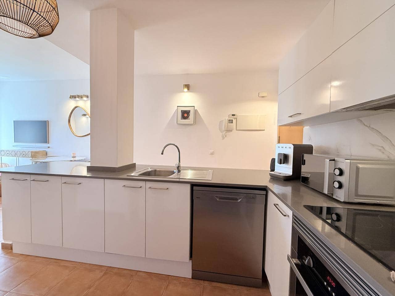 2 bedroom Flat for rent in Santa Gertrudis de Fruitera with garage - € 3,500 (Ref: 9570131)