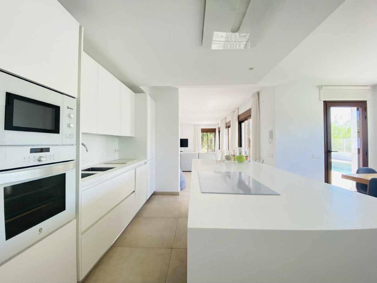 4 Zimmer Villa zu vermieten in Nuestra Senora de Jesus mit Pool - 26.000 € (Ref: 9672189)