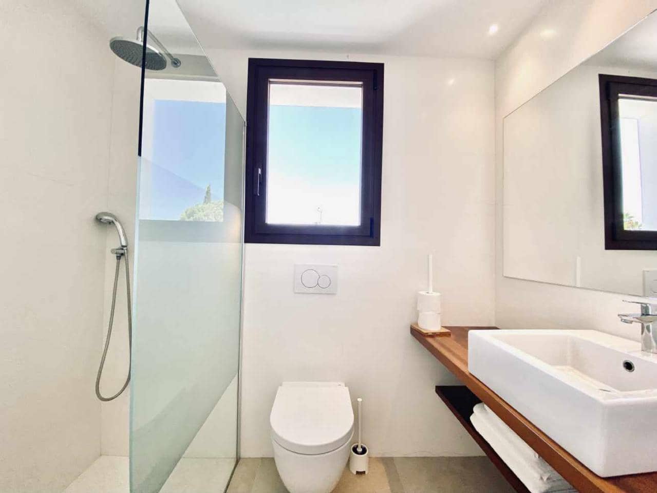 4 Zimmer Villa zu vermieten in Nuestra Senora de Jesus mit Pool - 26.000 € (Ref: 9672189)