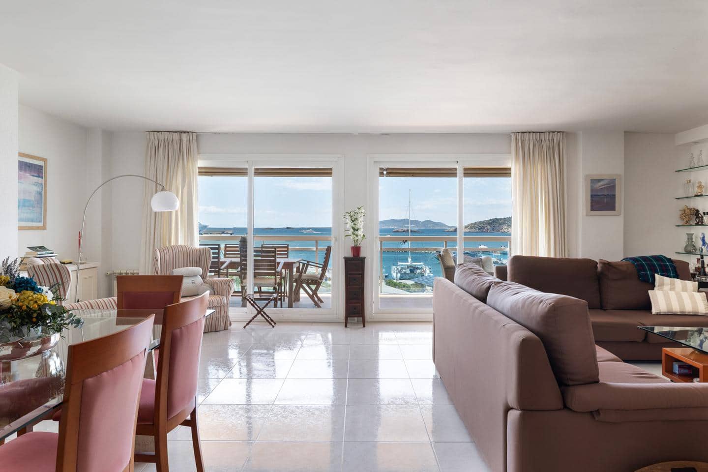 4 slaapkamer Flat te koop in Ibiza dorp met garage - € 2.500.000 (Ref: 9815070)