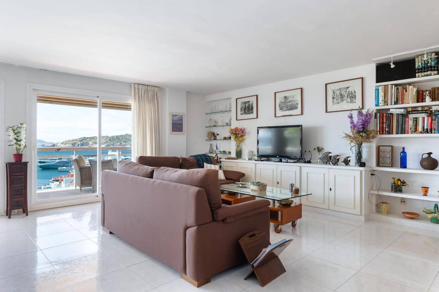 4 slaapkamer Flat te koop in Ibiza dorp met garage - € 2.500.000 (Ref: 9815070)